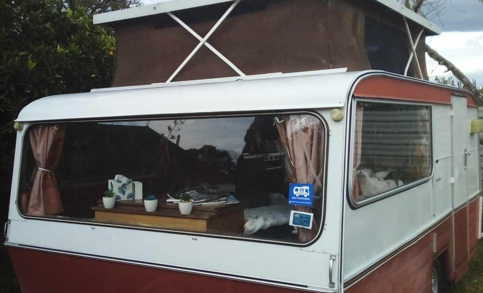 Campsite Blissful Caravan Hire And